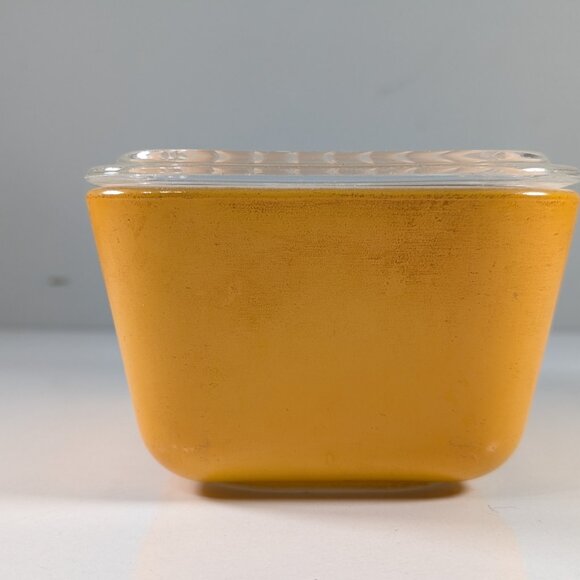 Vintage Pyrex Yellow 0502 Refrigerator Dish 1 1/2 Pint w/Glass Ribbed Lid 502-C - Picture 3 of 11